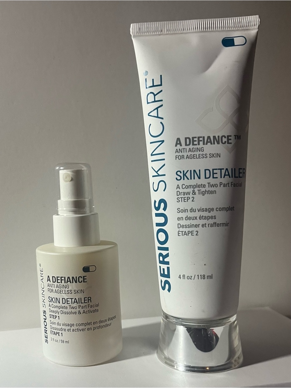SERIOUS SKINCARE -A Defiance - Skin Detailer Complete 2 part Facial. New no box